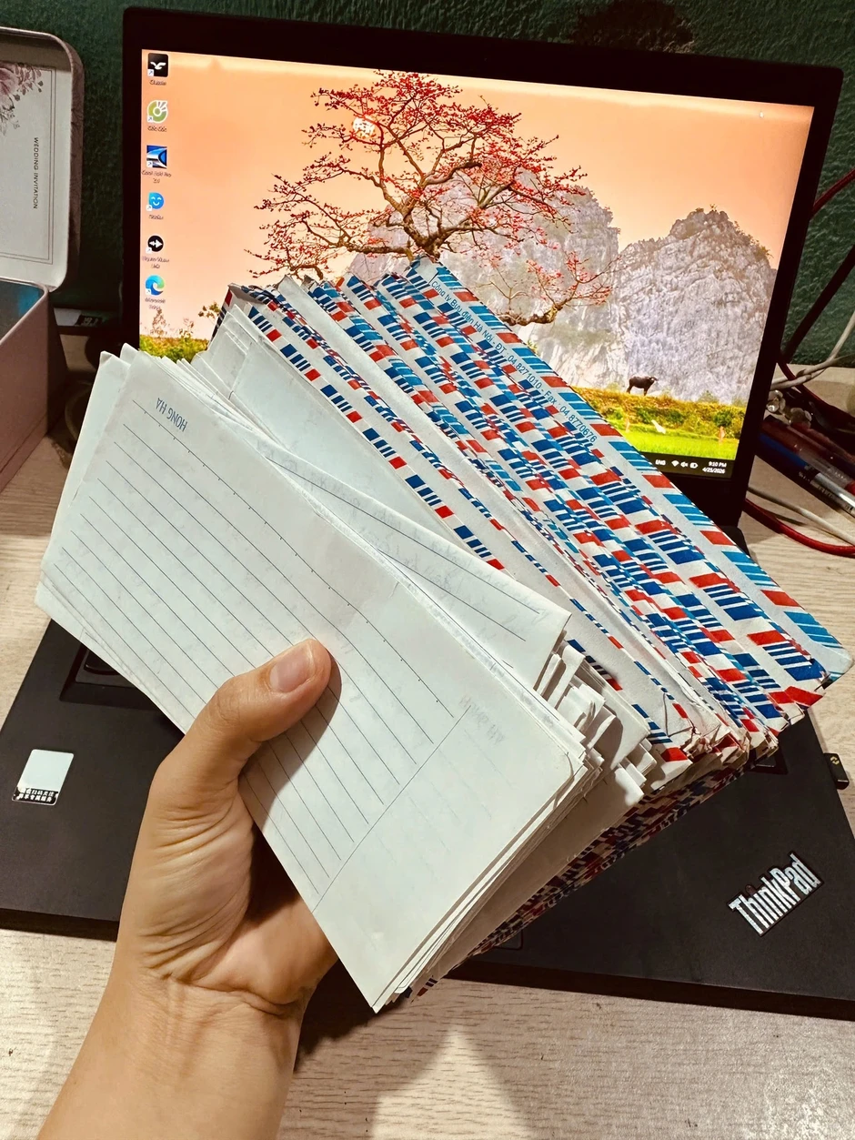 Xúc động 9x kể chuyện tình yêu qua những bức thư tay Xúc động 9x kể chuyện tình yêu qua những bức thư tay