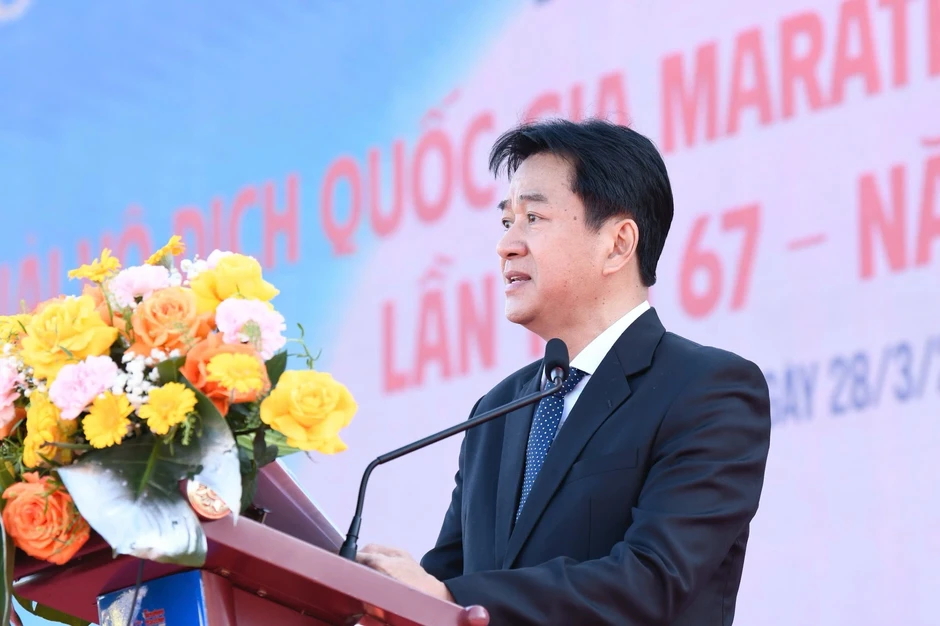 Xúc động lễ thượng cờ 'Vạn dặm Trường Sa - Trong tim Tổ quốc' Xúc động lễ thượng cờ 'Vạn dặm Trường Sa - Trong tim Tổ quốc'
