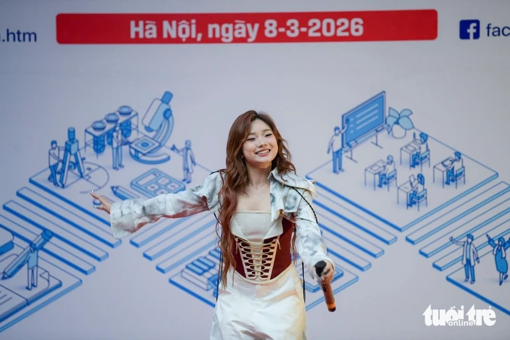 ‘Em xinh’ DANMY mang bản rap mới toanh đến Ngày hội tư vấn tuyển sinh 2026