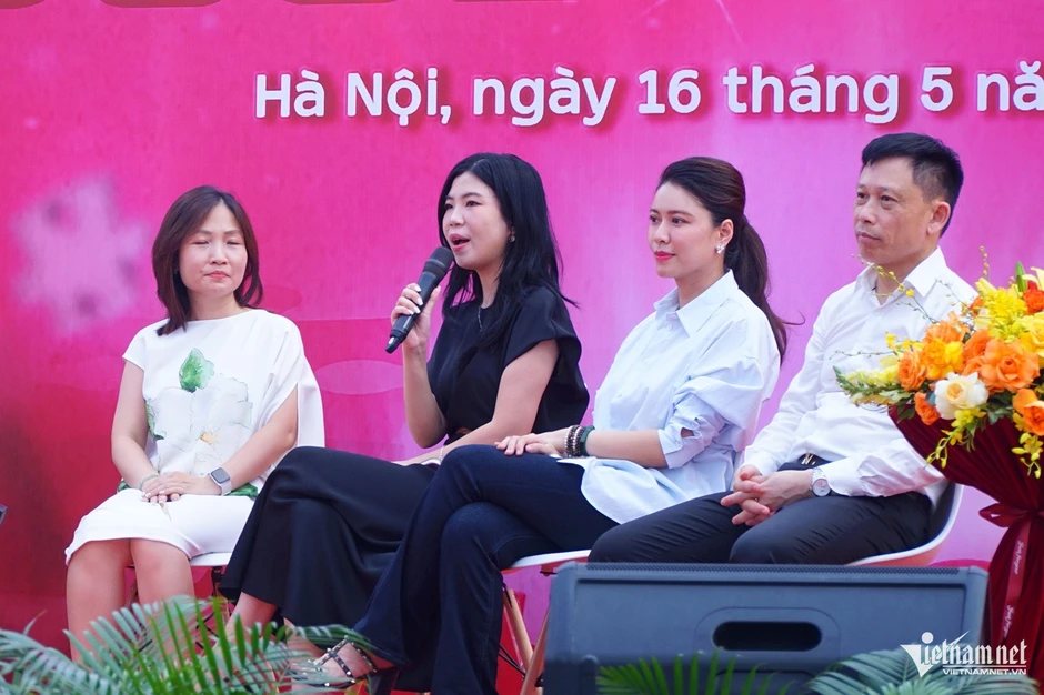 ‘Những công việc ổn định có thể biến mất sau vài năm, nhưng cơ hội mới cũng mở ra’ ‘Những công việc ổn định có thể biến mất sau vài năm, nhưng cơ hội mới cũng mở ra’