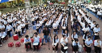 "Đưa trường học đến thí sinh" tại Đắk Lắk: Nhiều băn khoăn chọn ngành, chọn trường