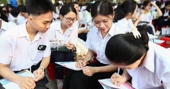 "Đưa trường học đến thí sinh" tại Tây Ninh: Những yếu tố cốt lõi để phát triển nghề nghiệp