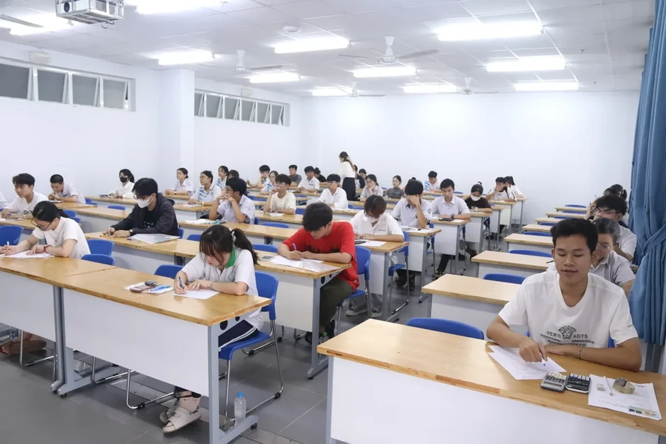 "Giải mã" kỳ thi Đánh giá năng lực, ôn luyện ra sao để có lợi thế? "Giải mã" kỳ thi Đánh giá năng lực, ôn luyện ra sao để có lợi thế?