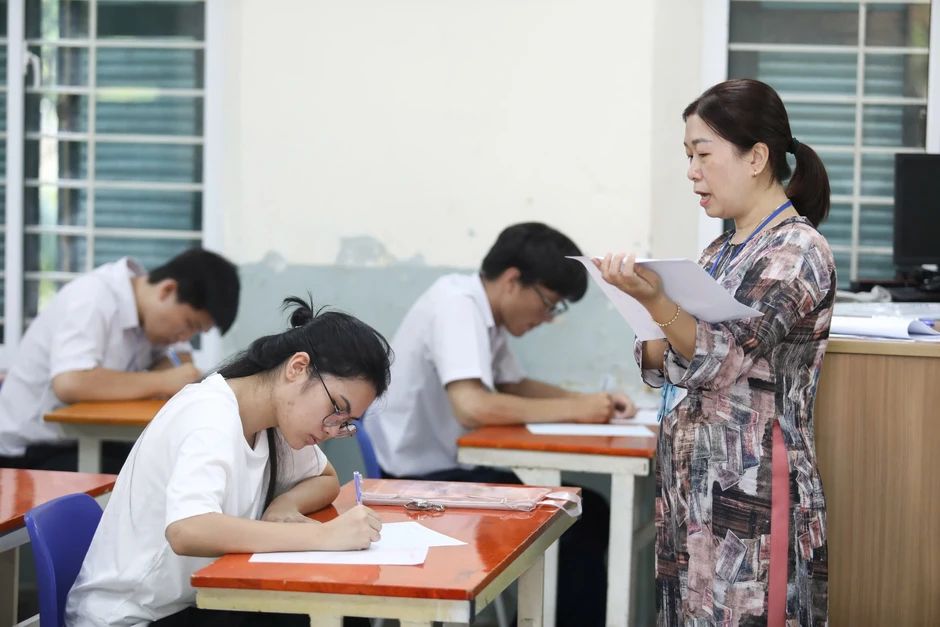 Bỏ điểm cộng IELTS, siết phương thức tuyển sinh: Cần nhưng đừng để "sốc"!