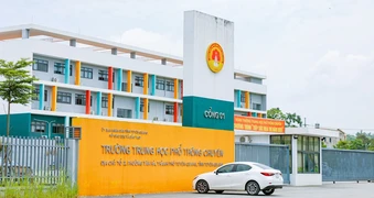 Bộ GD-ĐT và các trường nói về phương án xét tuyển đại học cho 328 thí sinh Tuyên Quang