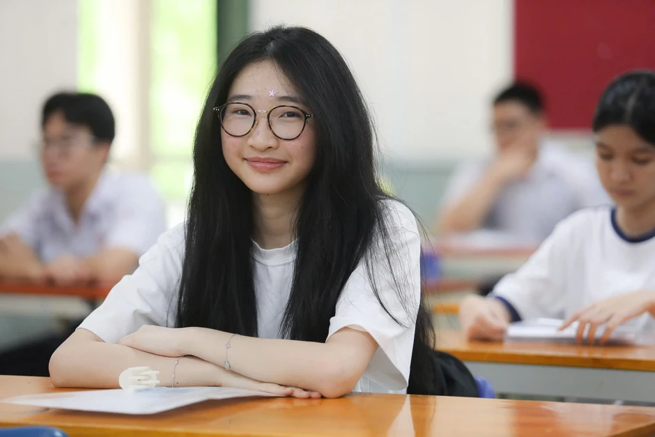 Bộ trưởng Hoàng Minh Sơn thị sát điểm thi tốt nghiệp THPT 2026 Bộ trưởng Hoàng Minh Sơn thị sát điểm thi tốt nghiệp THPT 2026