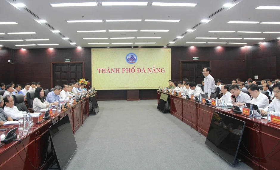 Bộ trưởng yêu cầu siết bảo mật đề thi THPT 2026 trước gian lận công nghệ cao Bộ trưởng yêu cầu siết bảo mật đề thi THPT 2026 trước gian lận công nghệ cao