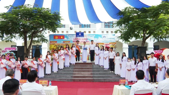 Chỉ tiêu tuyển sinh lớp 10 ở Cần Thơ, Tây Ninh, Đồng Tháp, Vĩnh Long, Cà Mau và An Giang Chỉ tiêu tuyển sinh lớp 10 ở Cần Thơ, Tây Ninh, Đồng Tháp, Vĩnh Long, Cà Mau và An Giang