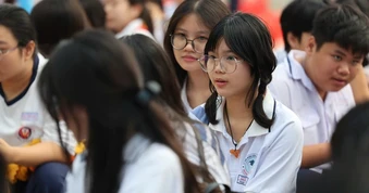 Chiều nay, TPHCM công bố chỉ tiêu tuyển sinh lớp 10 công lập, xem chi tiết tại đây