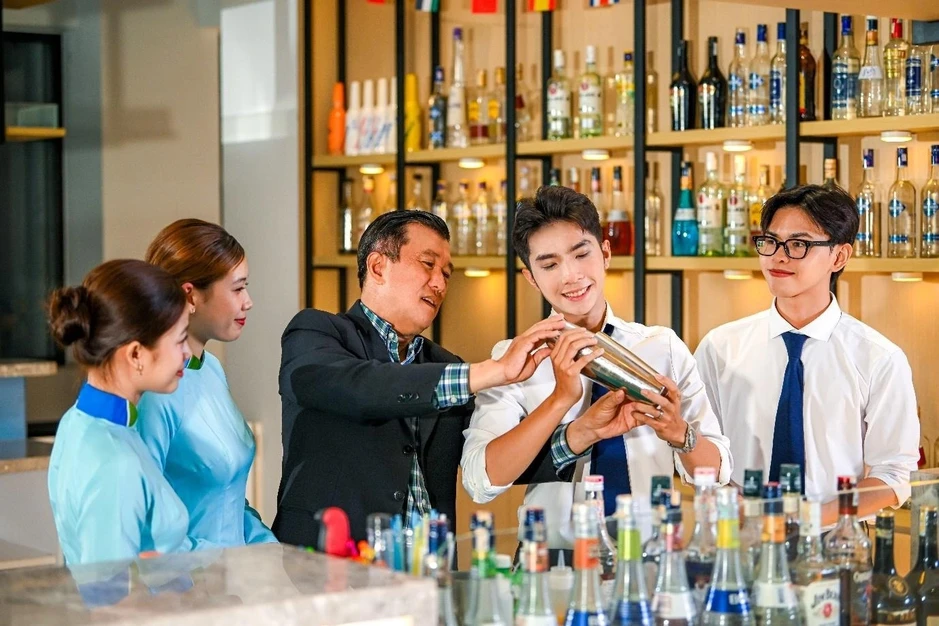 Chốt nguyện vọng 1, 2, 3 vào Văn Hiến, thí sinh được hỗ trợ đến 60% học phí học kỳ đầu Chốt nguyện vọng 1, 2, 3 vào Văn Hiến, thí sinh được hỗ trợ đến 60% học phí học kỳ đầu