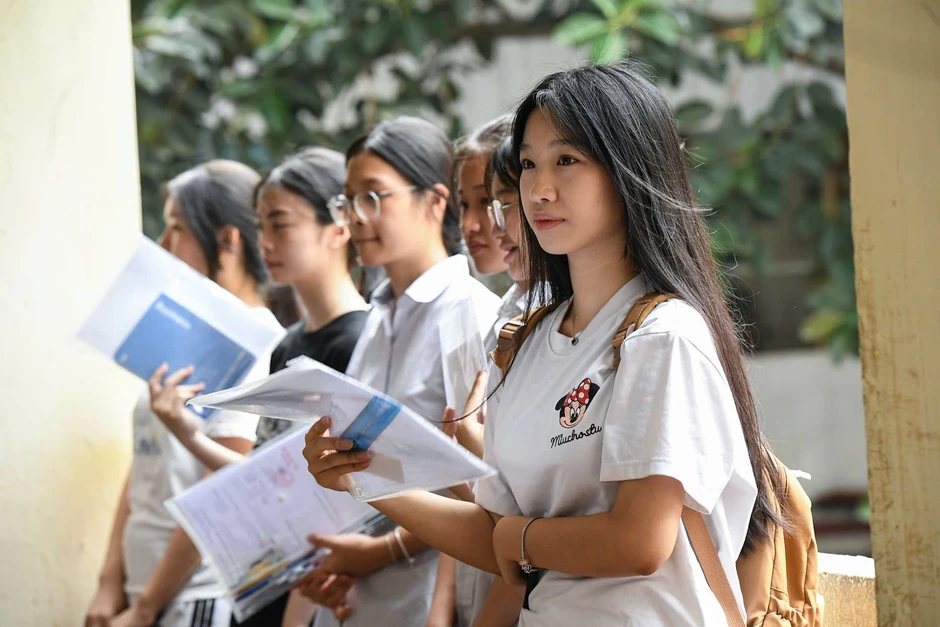 Chốt thời gian chính thức công bố điểm thi, điểm chuẩn lớp 10 Hà Nội năm 2026 Chốt thời gian chính thức công bố điểm thi, điểm chuẩn lớp 10 Hà Nội năm 2026