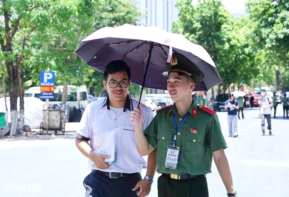 Công bố điểm sàn xét tuyển vào các trường công an năm 2026 Công bố điểm sàn xét tuyển vào các trường công an năm 2026