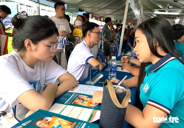 Đại học Kinh tế TP.HCM đổi cách tuyển sinh 2026, xét tuyển tích hợp chiếm 95%
