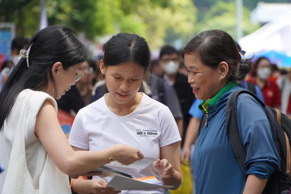 Đăng ký nguyện vọng đại học 2026: Bộ Giáo dục nêu 3 nguyên tắc "vàng"" Đăng ký nguyện vọng đại học 2026: Bộ Giáo dục nêu 3 nguyên tắc "vàng""
