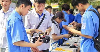 Đào tạo nhân lực công nghệ chiến lược tại Việt Nam năm 2026