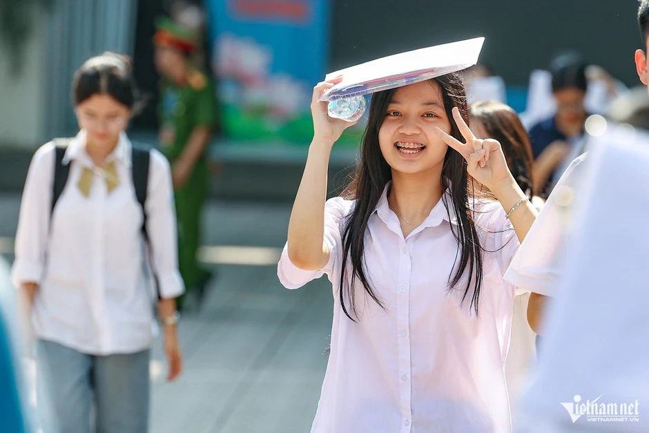 Đáp án môn Toán thi tuyển sinh vào lớp 10 tại Hà Nội năm 2026 Đáp án môn Toán thi tuyển sinh vào lớp 10 tại Hà Nội năm 2026