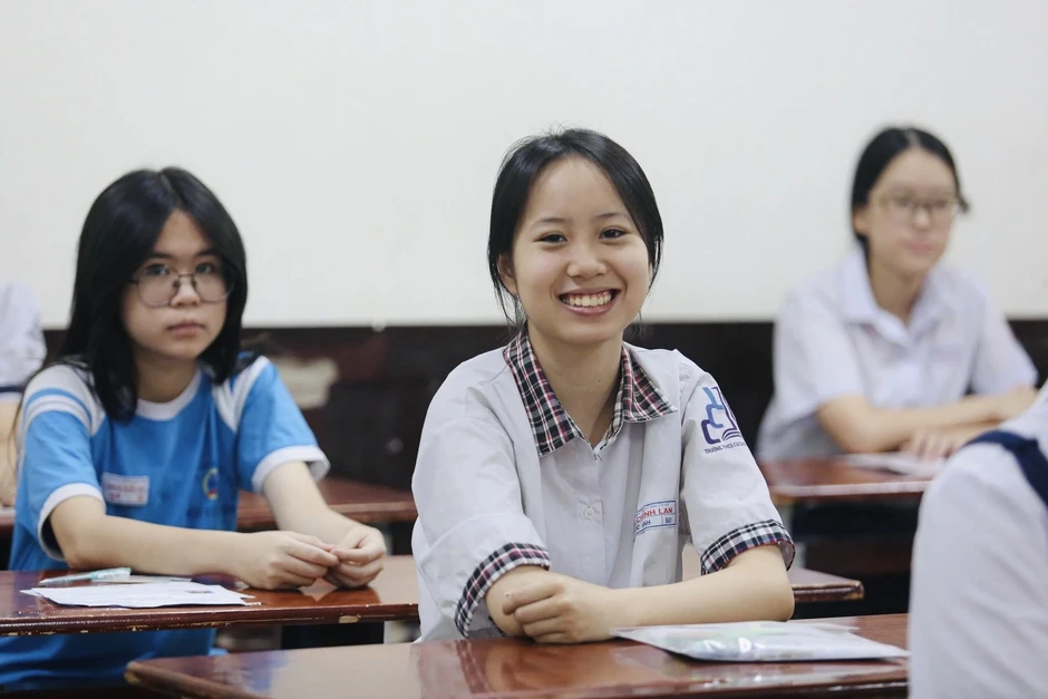 Đáp án và đề thi môn văn thi lớp 10 tỉnh Quảng Ninh Đáp án và đề thi môn văn thi lớp 10 tỉnh Quảng Ninh