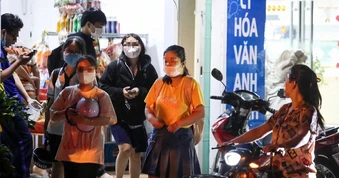 Dạy thêm học thêm 'siết chỗ này là chảy chỗ khác', vì sao?