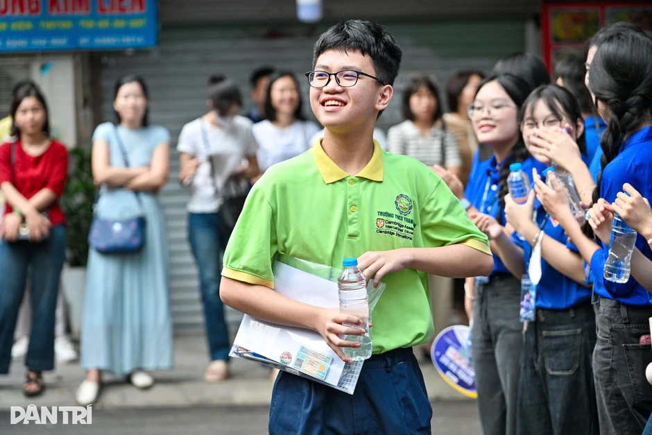 Đề thi, đáp án môn toán vào lớp 10 Hải Phòng năm 2026
