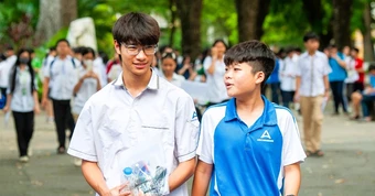 Đề thi thử lớp 10 môn Toán năm 2026 có đáp án