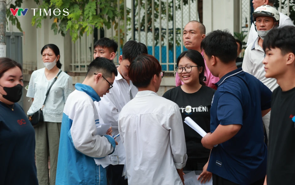 Đề thi Tiếng Anh tốt nghiệp THPT 2026 giảm độ khó, tiếp tục đánh giá năng lực sử dụng ngôn ngữ Đề thi Tiếng Anh tốt nghiệp THPT 2026 giảm độ khó, tiếp tục đánh giá năng lực sử dụng ngôn ngữ