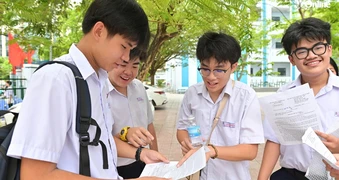 Đề thi và đáp án môn Tiếng Anh vào lớp 10 của Khánh Hòa năm 2026