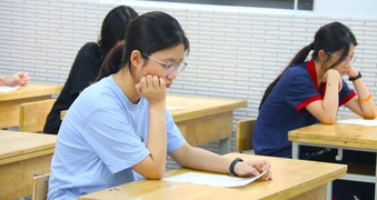 Đề thi và đáp án môn Tiếng Anh vào lớp 10 tại Hà Nội năm 2026 mã đề chẵn
