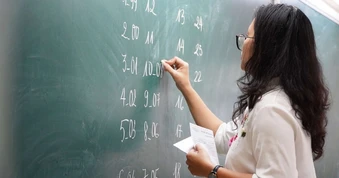 Đề thi và đáp án môn tiếng Anh vào lớp 10 THPT chuyên Khoa học Tự nhiên