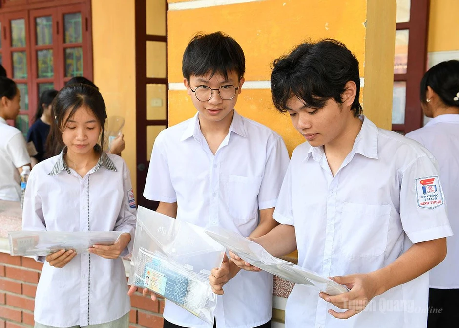Đề thi và đáp án môn Toán vào lớp 10 của Tuyên Quang năm 2026 Đề thi và đáp án môn Toán vào lớp 10 của Tuyên Quang năm 2026