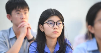 Đề Tiếng Anh thi vào lớp 10 TPHCM năm 2026: Dự kiến phổ điểm tập trung 5,5-6