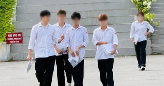 Đề toán thi lại ở chuyên Tuyên Quang: Thí sinh than khó