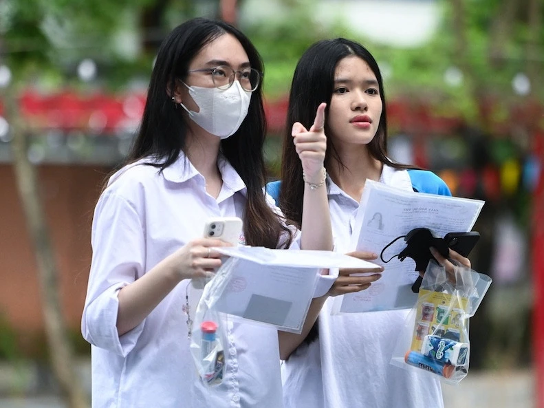 ĐH Kinh tế Quốc dân không dùng IELTS khai trên hệ thống Bộ GD-ĐT, trường khác thế nào? ĐH Kinh tế Quốc dân không dùng IELTS khai trên hệ thống Bộ GD-ĐT, trường khác thế nào?