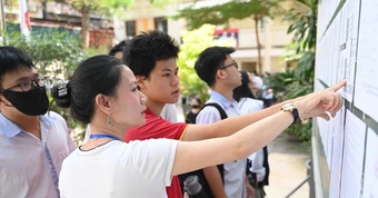 Điểm chuẩn cao hơn thủ khoa toàn quốc và câu chuyện một phương thức xét tuyển