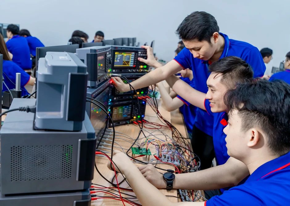 Điểm chuẩn Đại học Công nghiệp Hà Nội, tăng mạnh ở khối ngành kỹ thuật Điểm chuẩn Đại học Công nghiệp Hà Nội, tăng mạnh ở khối ngành kỹ thuật