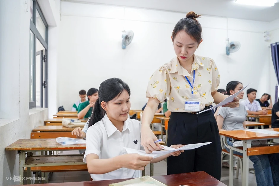 Điểm chuẩn Đại học Sư phạm TP HCM cao nhất 29,83 Điểm chuẩn Đại học Sư phạm TP HCM cao nhất 29,83
