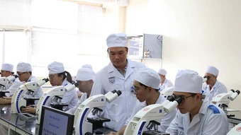 Điểm chuẩn Học viện Quân y tiến sát 30