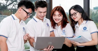 Điểm chuẩn Trường Đại học Thương mại, ngành Logistics vẫn dẫn đầu