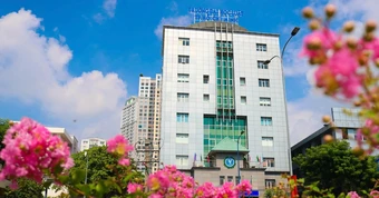Điểm chuẩn Trường ĐH Luật TPHCM năm 2026 cao nhất 21,25 điểm, giảm rất mạnh