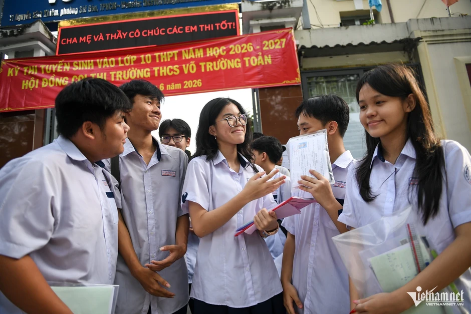Điểm sáng trong đề thi Ngữ văn lớp 10 của các tỉnh thành Điểm sáng trong đề thi Ngữ văn lớp 10 của các tỉnh thành