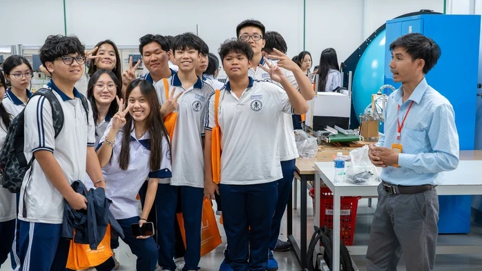 Gần 170.000 học sinh TPHCM đăng ký nguyện vọng thi lớp 10: Chi tiết hướng dẫn đăng ký Gần 170.000 học sinh TPHCM đăng ký nguyện vọng thi lớp 10: Chi tiết hướng dẫn đăng ký