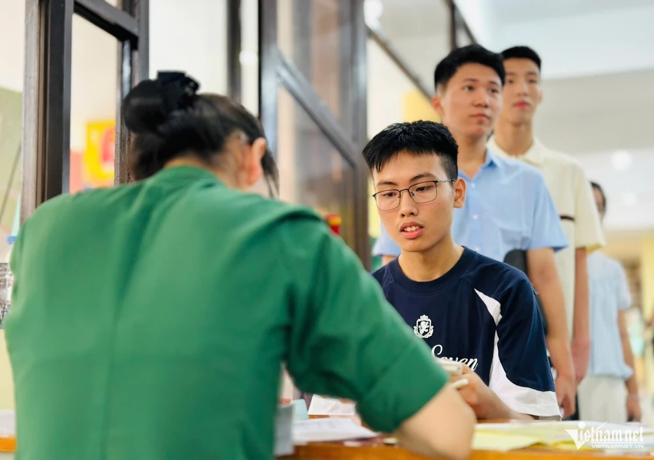 Gần 23.000 thí sinh tranh suất vào các trường quân đội Gần 23.000 thí sinh tranh suất vào các trường quân đội