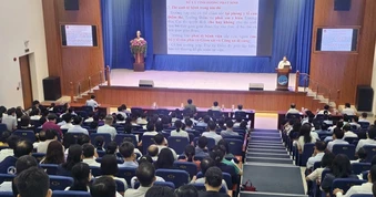 Giám đốc Sở GD-ĐT TPHCM: Sai sót nghiêm trọng nhất là để lộ, lọt đề thi
