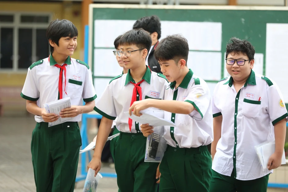 Giáo viên dự đoán điểm thi lớp 10 TP.HCM môn toán cao, từ 7 điểm trở lên Giáo viên dự đoán điểm thi lớp 10 TP.HCM môn toán cao, từ 7 điểm trở lên