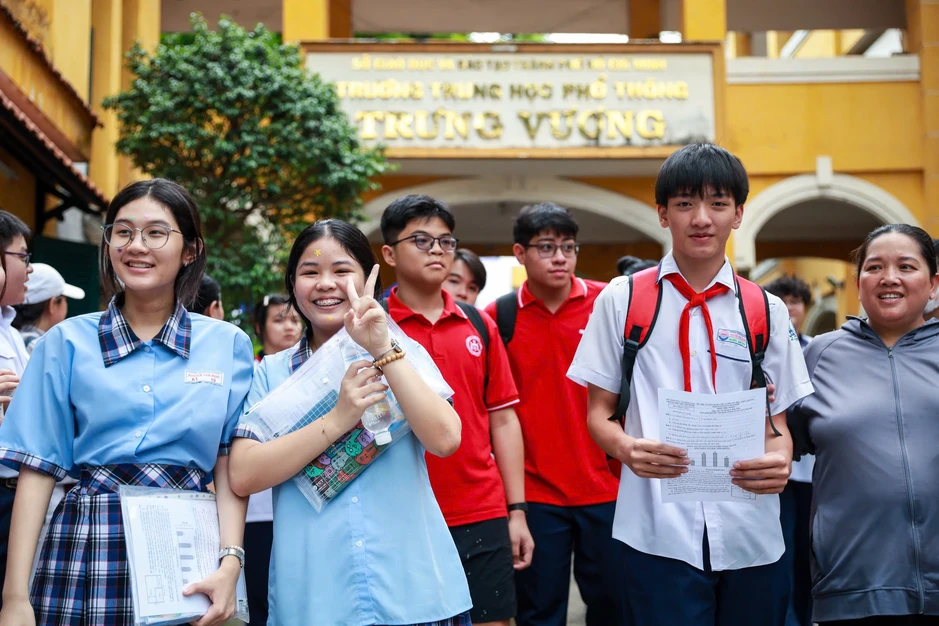 Giáo viên dự đoán điểm thi lớp 10 TP.HCM môn toán cao, từ 7 điểm trở lên Giáo viên dự đoán điểm thi lớp 10 TP.HCM môn toán cao, từ 7 điểm trở lên