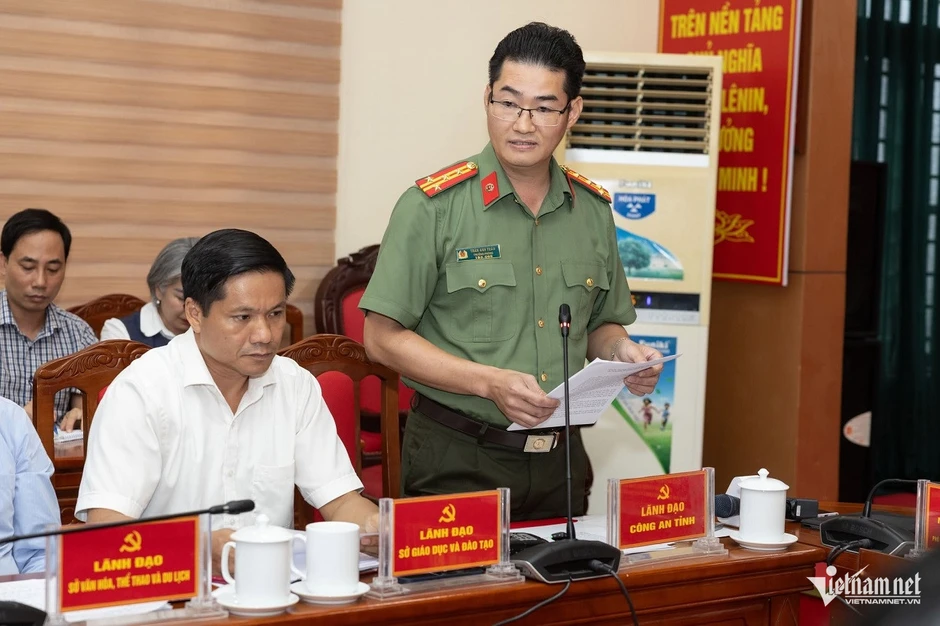 Giáo viên Nguyễn Hà Duy làm thư ký điểm thi Trường Chuyên Tuyên Quang có đúng quy định? Giáo viên Nguyễn Hà Duy làm thư ký điểm thi Trường Chuyên Tuyên Quang có đúng quy định?