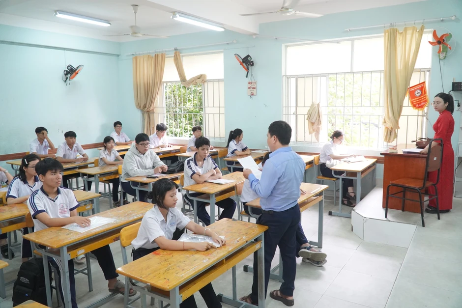 Giữ tinh thần lạc quan, sĩ tử sẵn sàng vượt vũ môn Giữ tinh thần lạc quan, sĩ tử sẵn sàng vượt vũ môn
