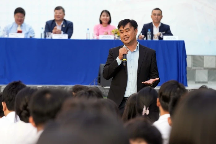 Gỡ rối áp lực mùa thi cho học sinh lớp 12 trong kỳ thi tốt nghiệp 2026 Gỡ rối áp lực mùa thi cho học sinh lớp 12 trong kỳ thi tốt nghiệp 2026