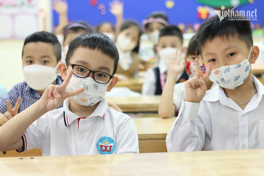 Hà Nội lần đầu tiên tuyển sinh mầm non, lớp 1 và lớp 6 theo nơi cư trú Hà Nội lần đầu tiên tuyển sinh mầm non, lớp 1 và lớp 6 theo nơi cư trú