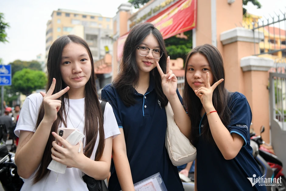 Hàng chục trường tại TPHCM dễ có điểm chuẩn lớp 10 năm 2026 ở mức thấp Hàng chục trường tại TPHCM dễ có điểm chuẩn lớp 10 năm 2026 ở mức thấp