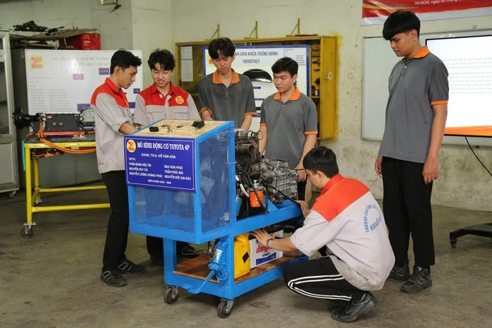 Học đại học trong trường cao đẳng Học đại học trong trường cao đẳng